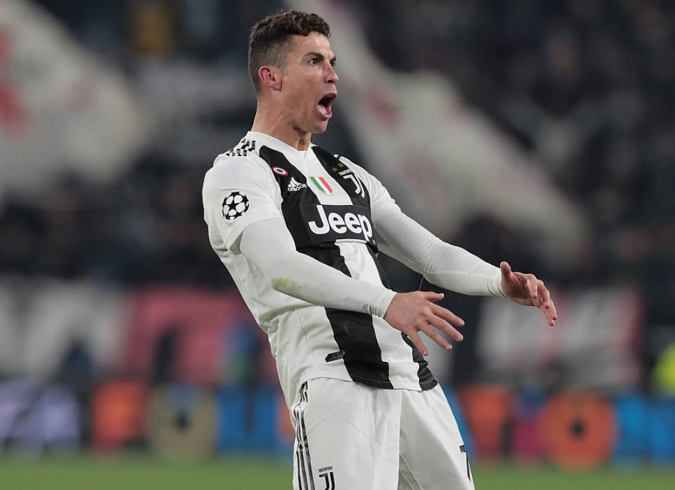  尤文图斯控球大师级表现，耐心传导撕裂对手防线